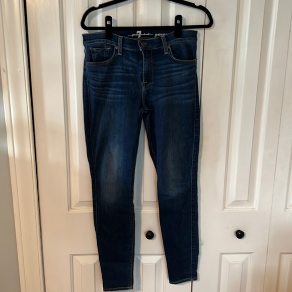 7 For All Mankind Denim - 7 For All Mankind Gwenevere Midrise Skinny Jean - Size 29. Good used condition